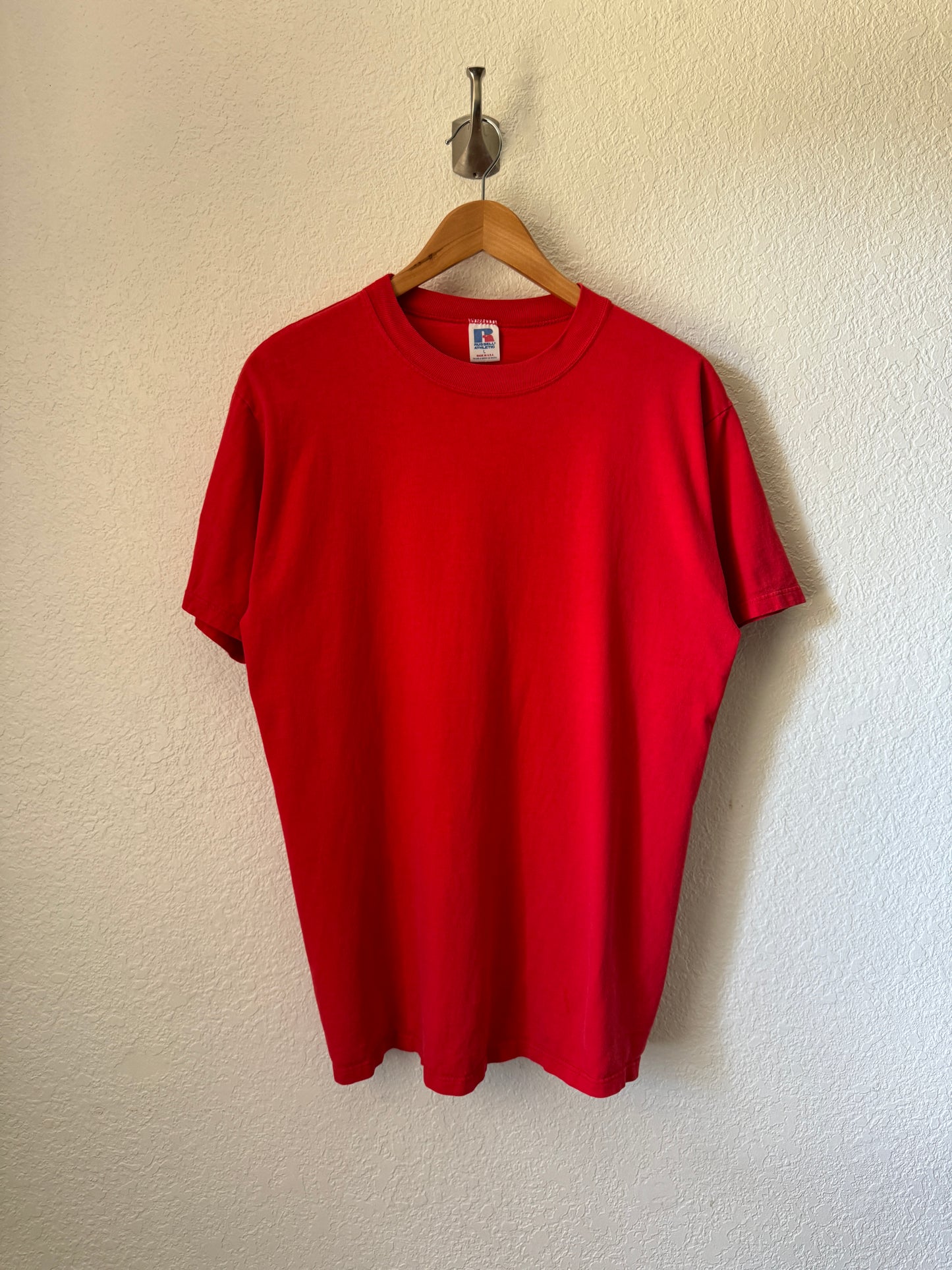 1990s Russell Athletic Red T-Shirt