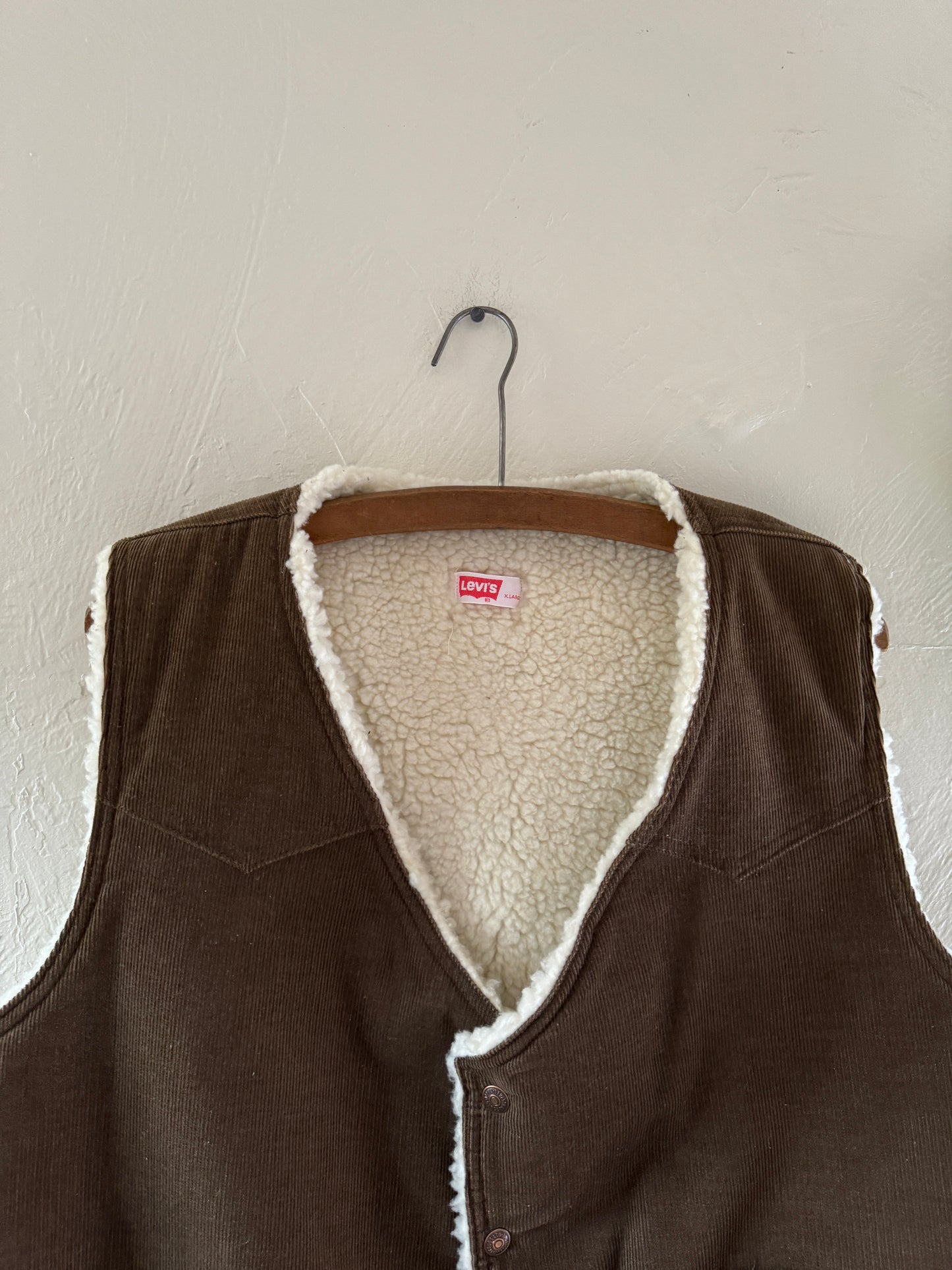 1970s Levis Corduroy Sherpa Vest