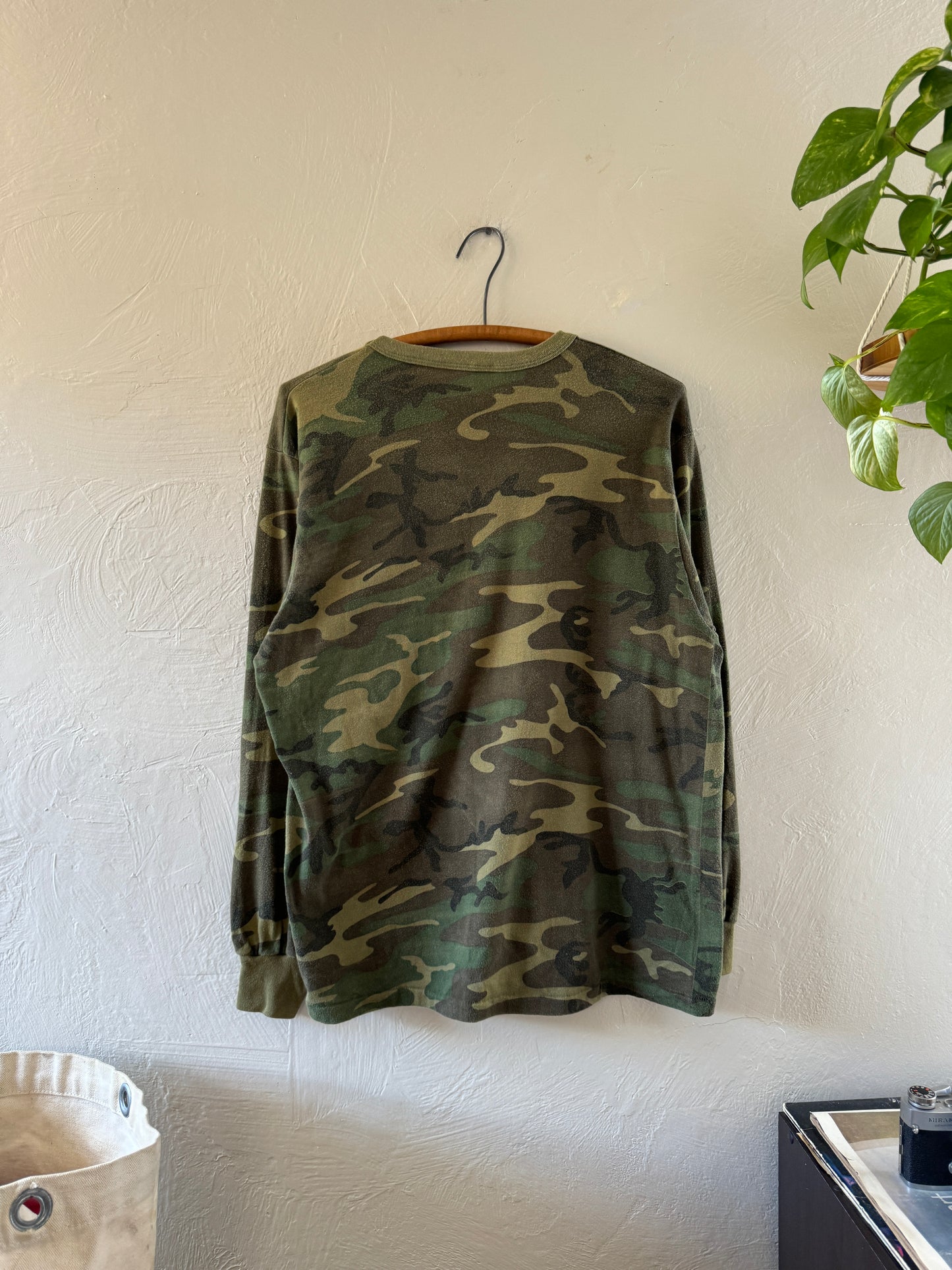 1980/90s Camouflage Long Sleeve T-Shirt