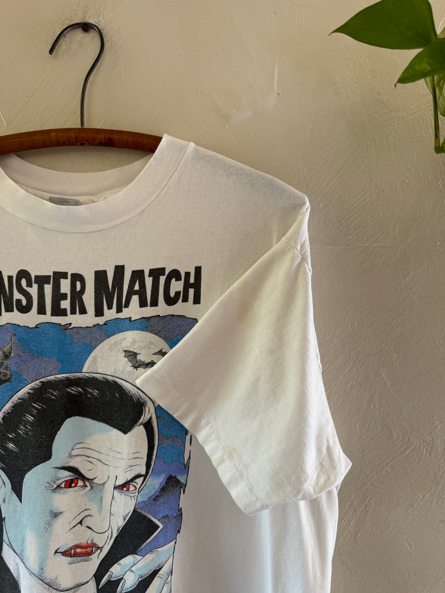 1990s Universal Studios Monster Match Dracula T-Shirt