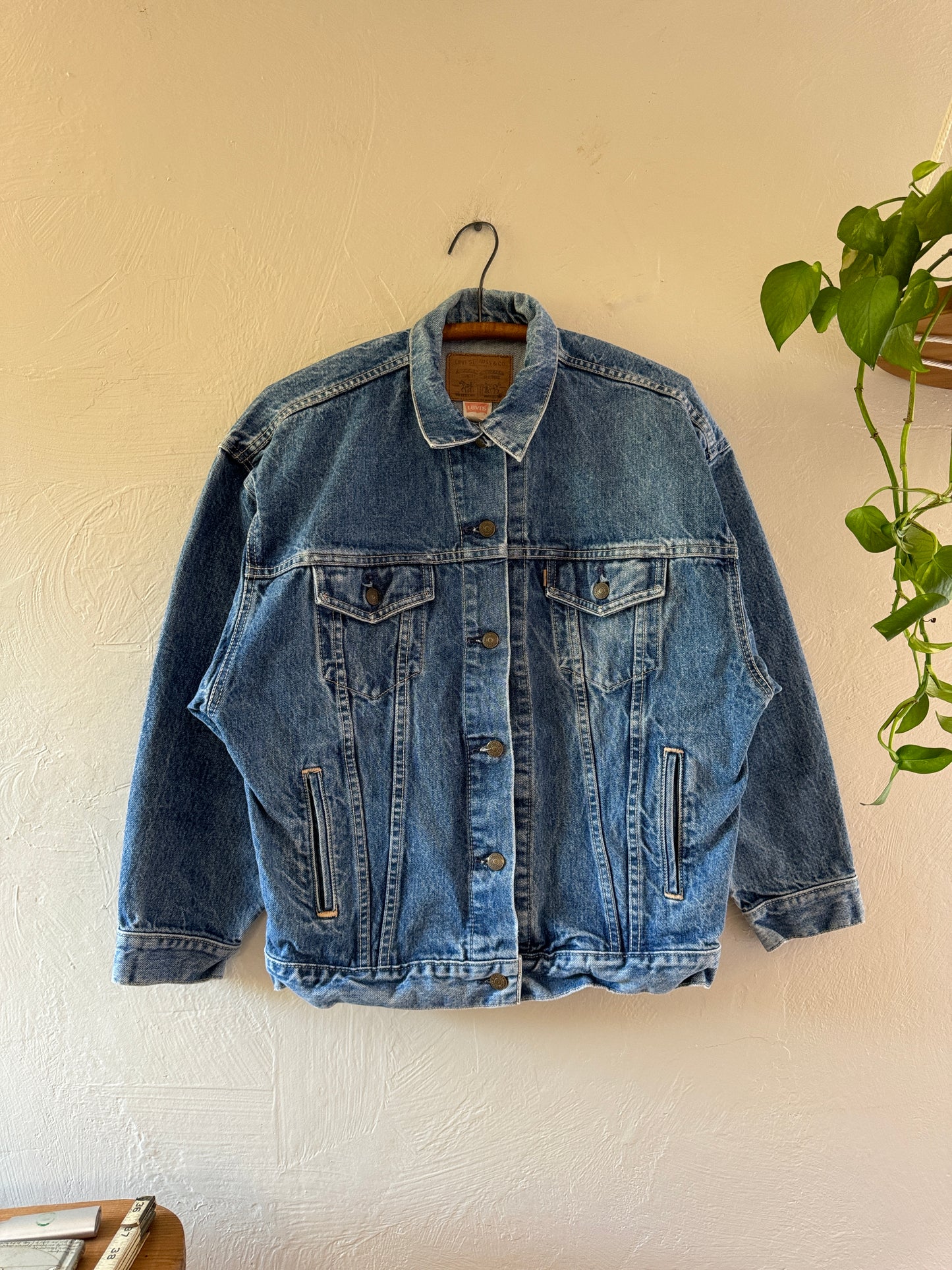 1980s Levis Trucker Denim Jacket Brown Tab