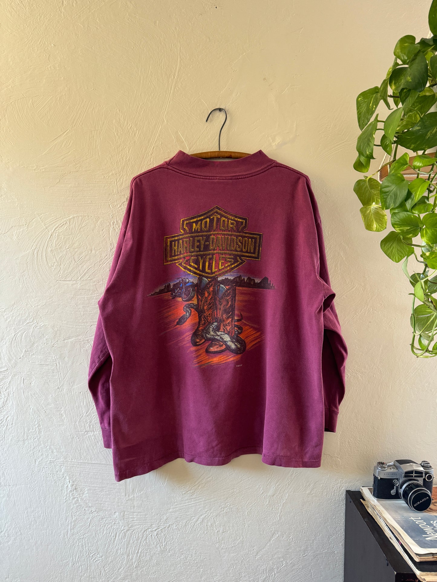 1990s Harley Davidson Cowboy Boots & Snake Long Sleeve T-Shirt