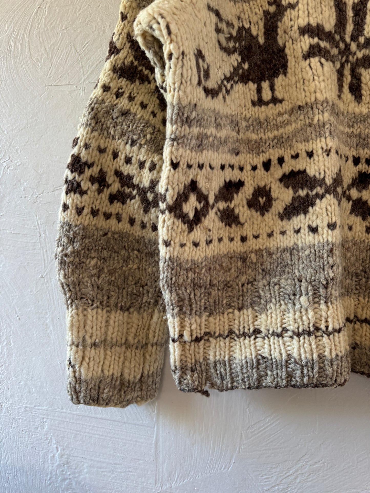 1960s Cowichan Handmade Knitted Canadian Heavy Pullover Sweater