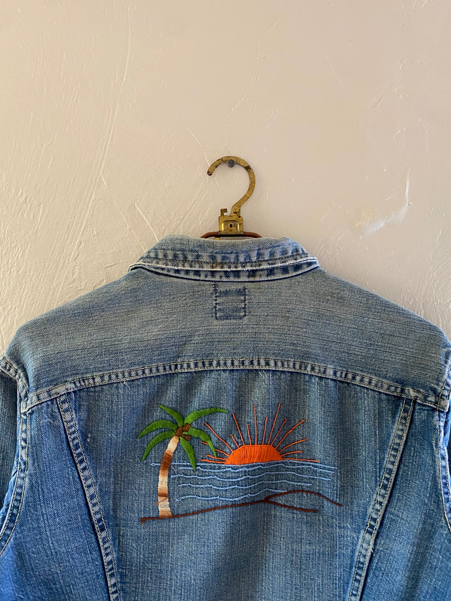 1970s Lee Sanforized Custom Embroidery Denim Jacket