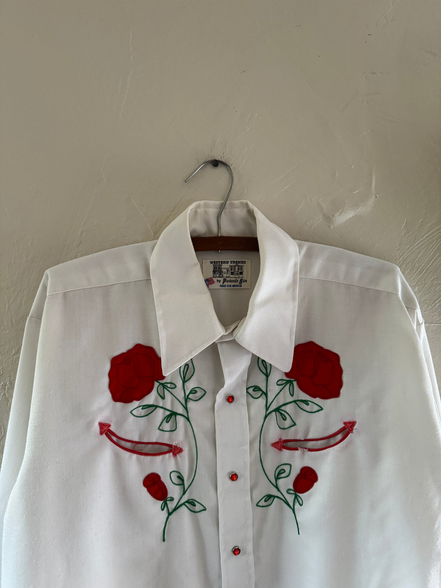 Vintage Western Pearl Snap Roses Button Up Shirt (1)