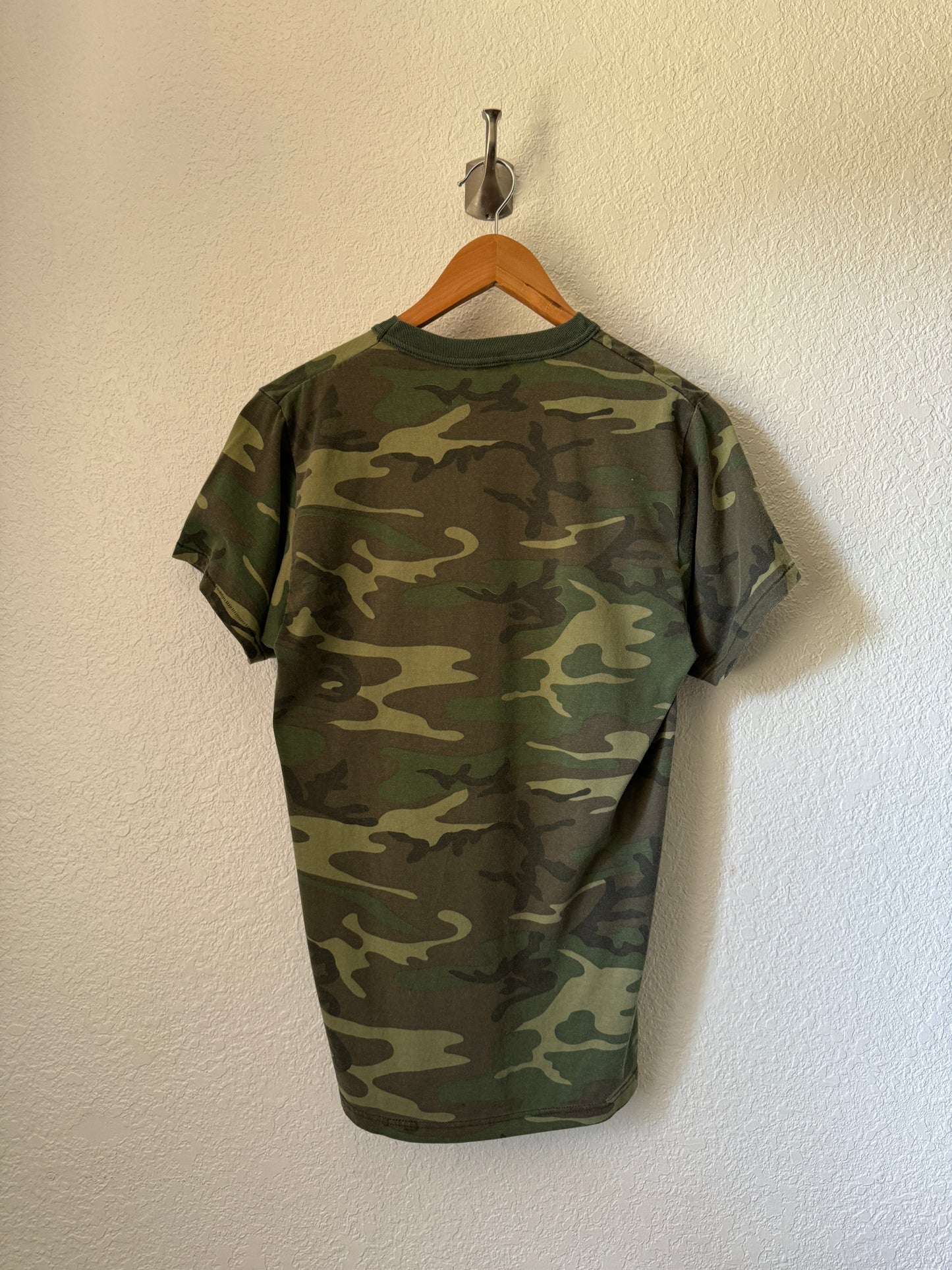 1990/80s Camouflage Military T-Shirt