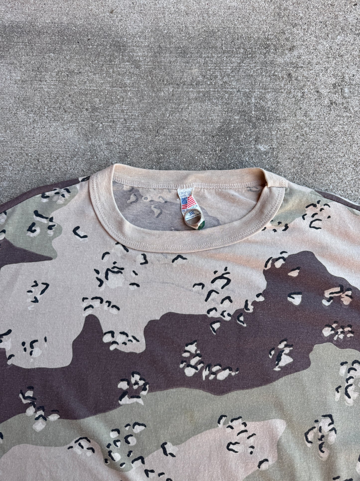 1990s Desert Camouflage Military T-Shirt