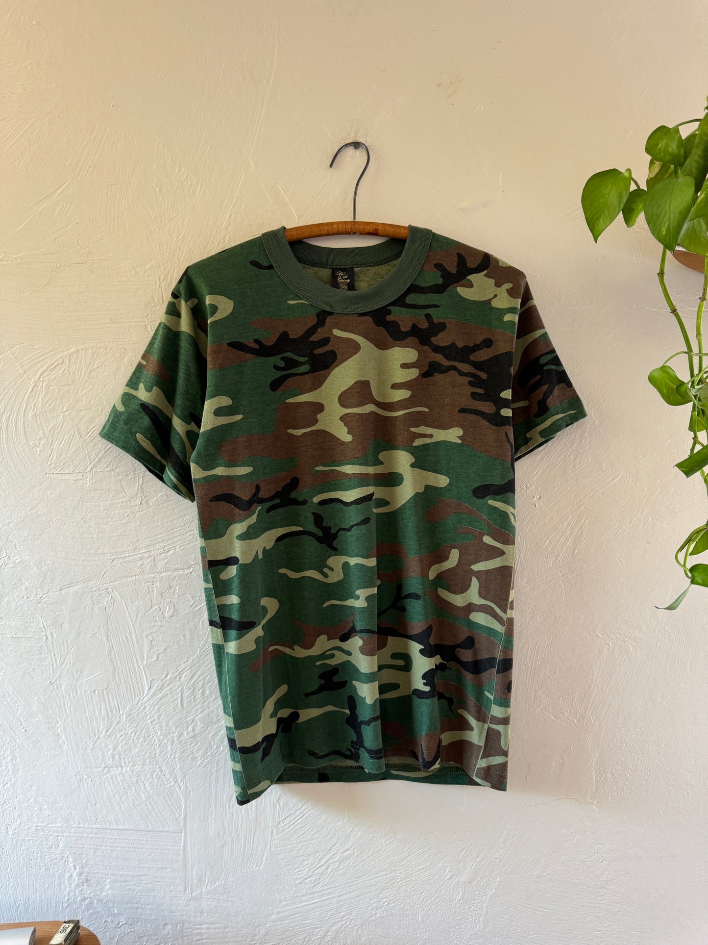 1980s Camouflage Military T-Shirt