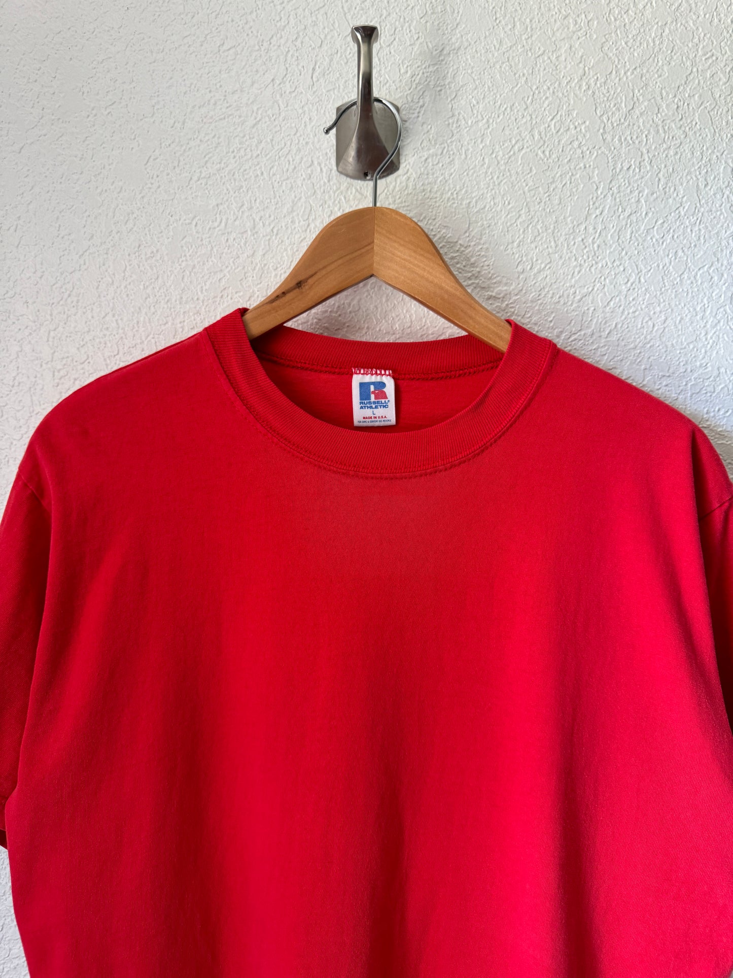 1990s Russell Athletic Red T-Shirt