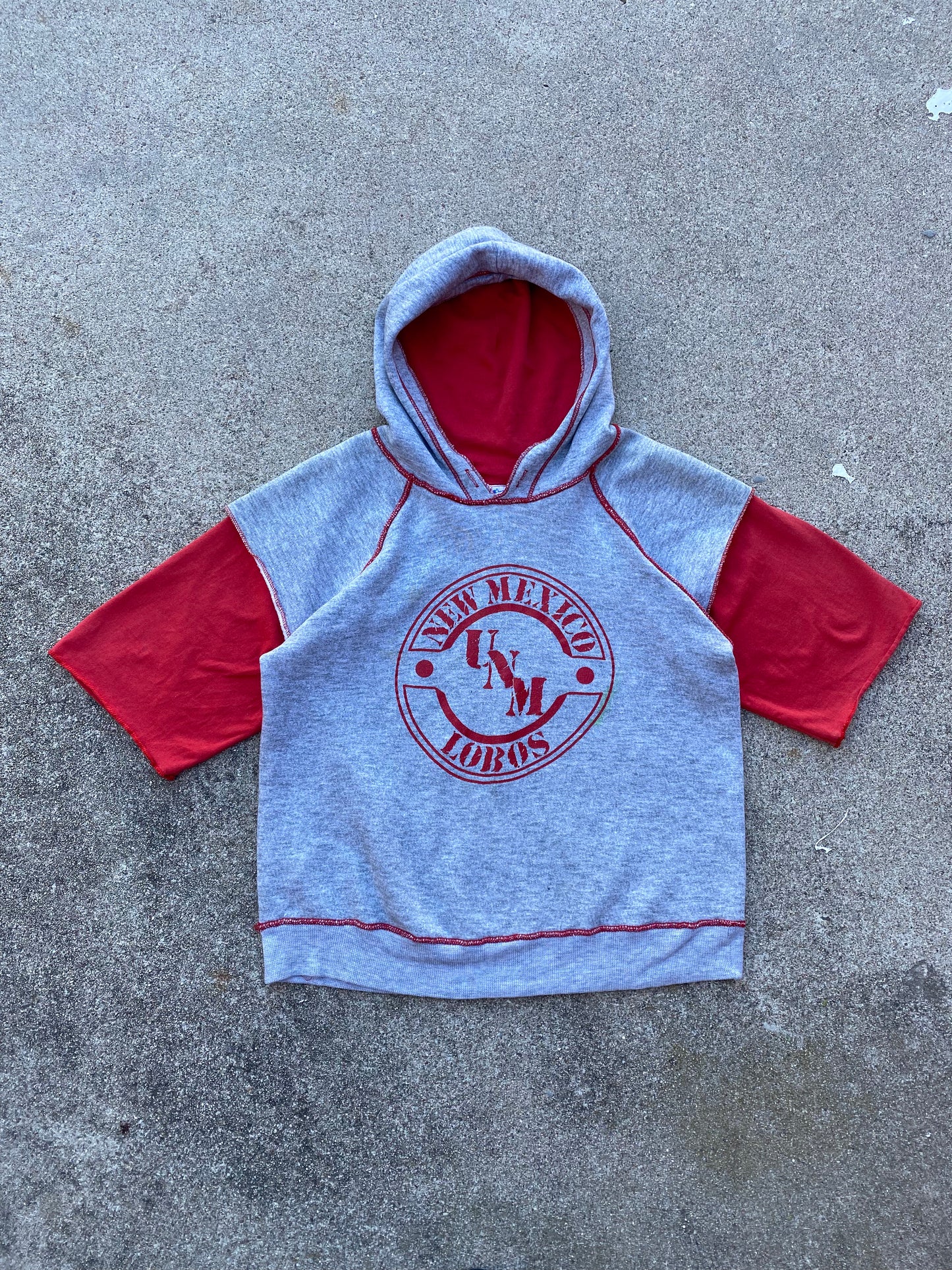 1980s Champion University of New Mexico Short Sleeve Hooded Sweater