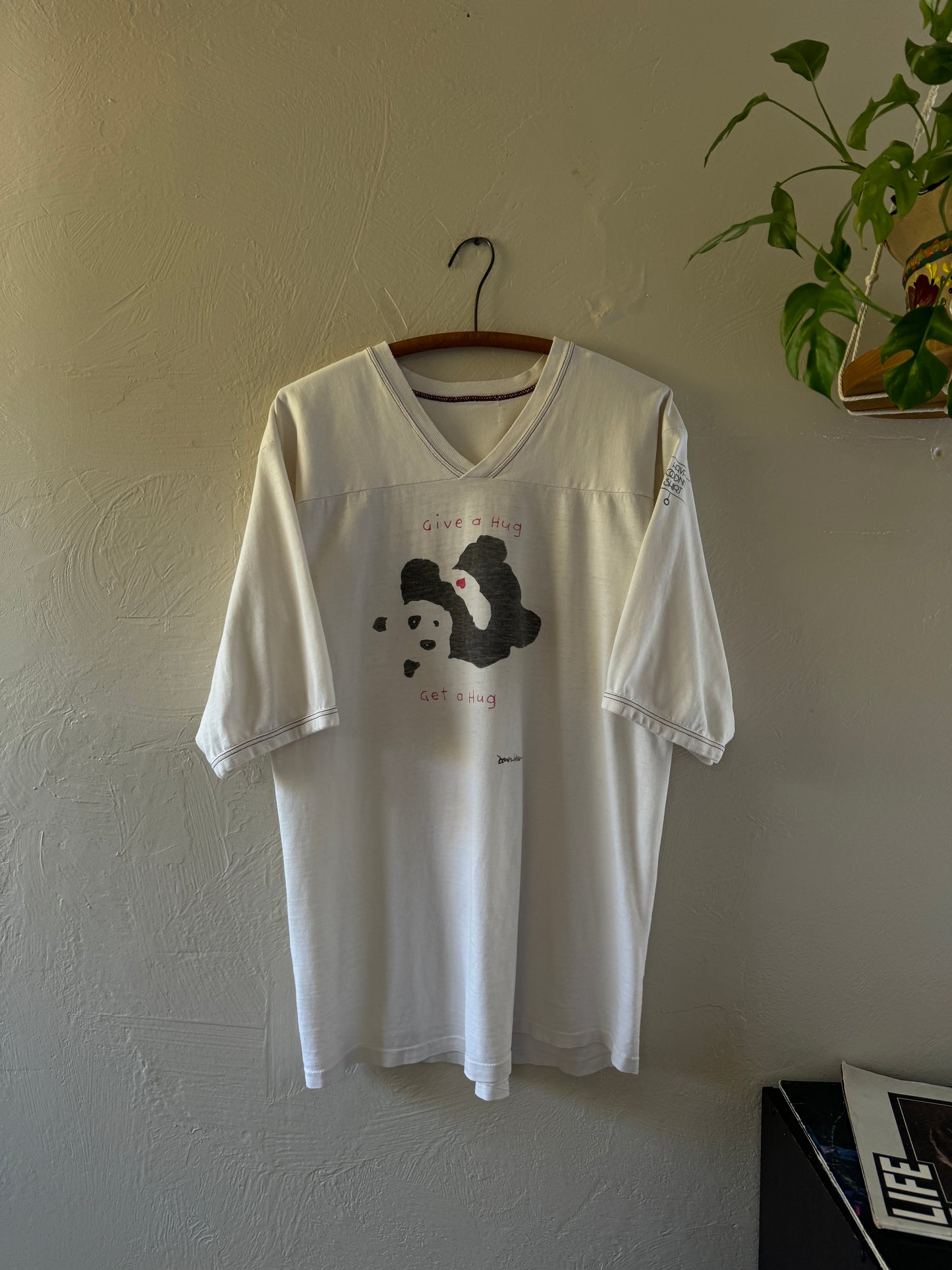 Vintage Give a Hug Panda Jersey T-Shirt