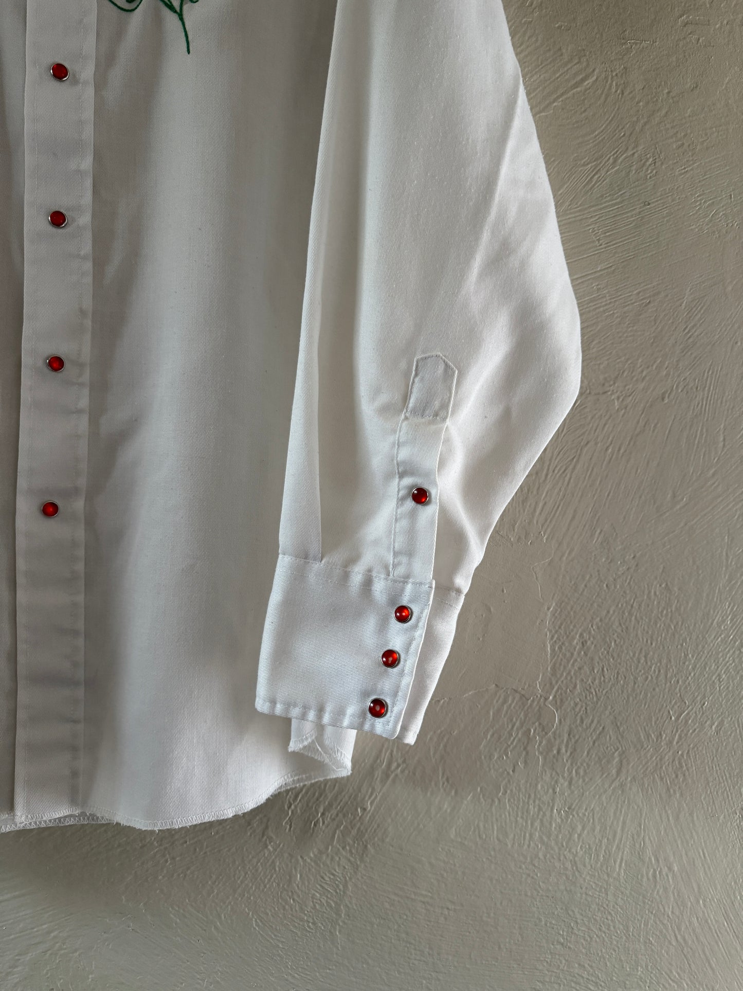 Vintage Western Pearl Snap Roses Button Up Shirt (1)