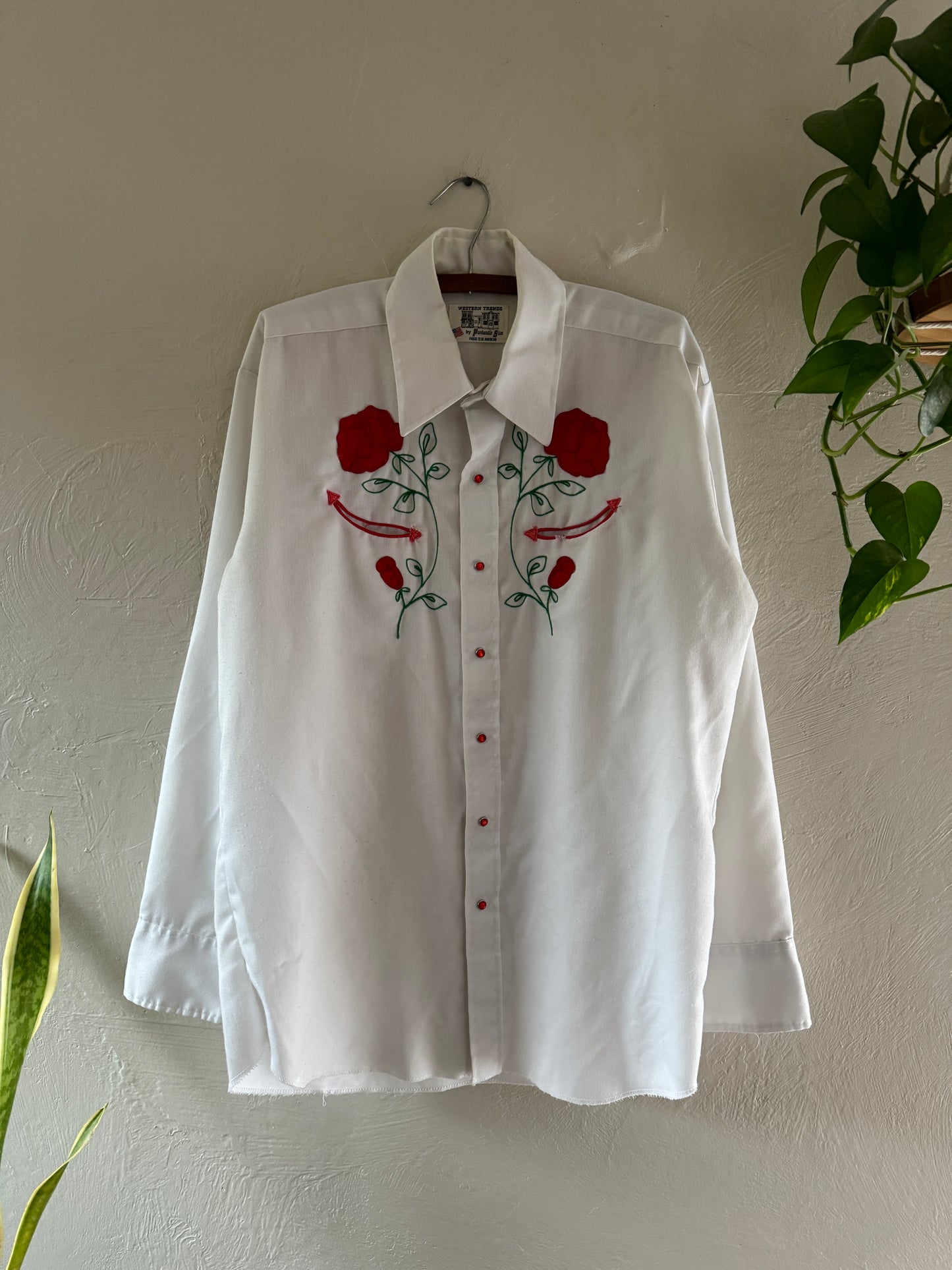 Vintage Western Pearl Snap Roses Button Up Shirt (1)