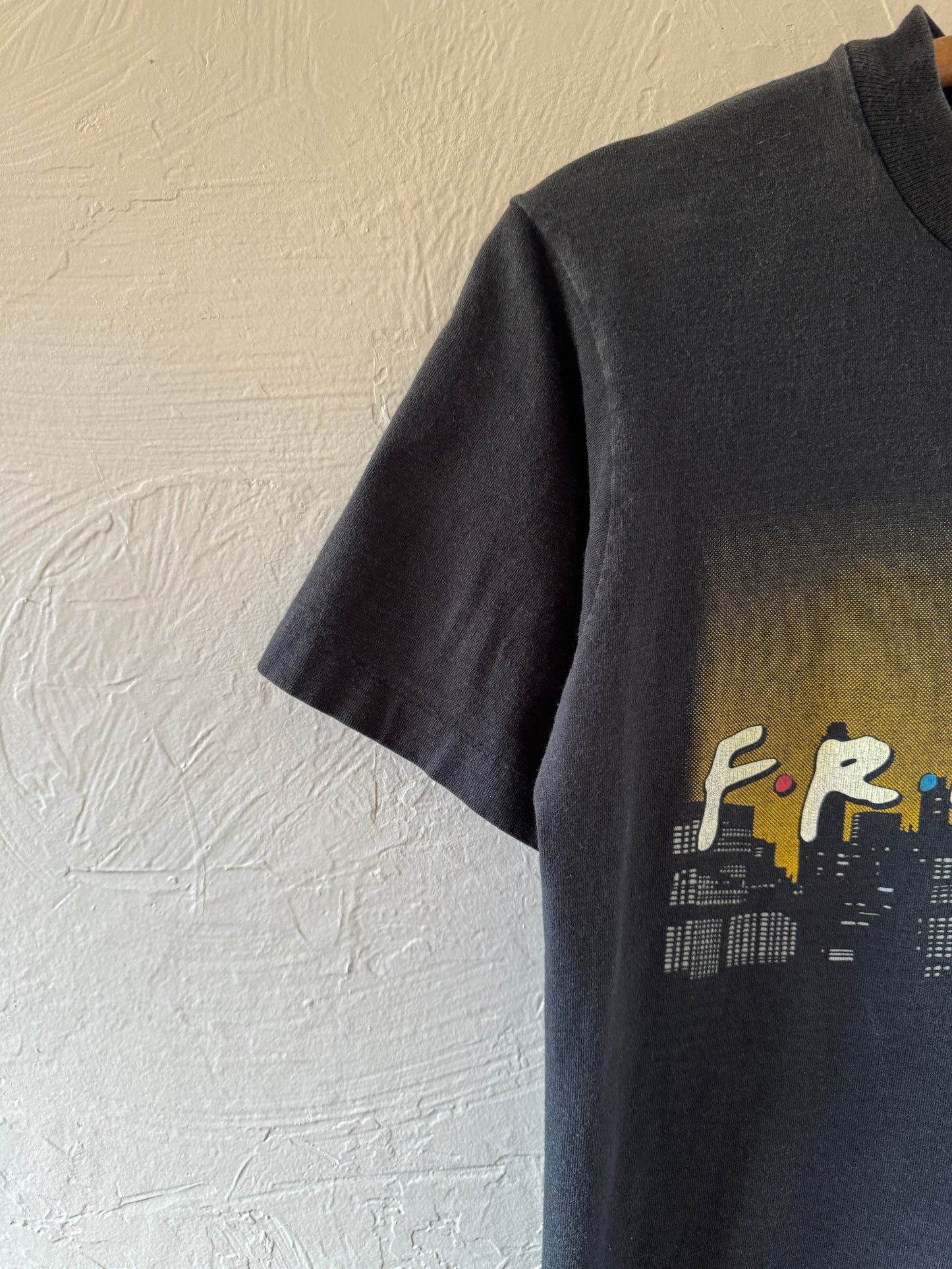 1990s Warner Bros Friends Show T-Shirt